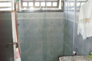 Casa em Condomínio à venda com 300m², 4 dormitórios, 1 suíte, 2 vagas, no bairro Nonoai em Porto Alegre