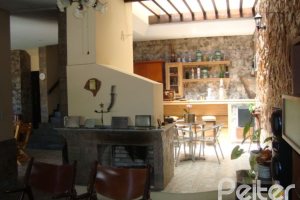 Casa em Condomínio à venda com 300m², 4 dormitórios, 1 suíte, 2 vagas, no bairro Nonoai em Porto Alegre