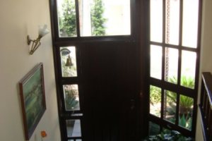 Casa em Condomínio à venda com 300m², 4 dormitórios, 1 suíte, 2 vagas, no bairro Nonoai em Porto Alegre