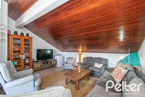 Casa em Condomínio à venda com 163m², 3 dormitórios, 1 suíte, 2 vagas, no bairro Ipanema em Porto Alegre