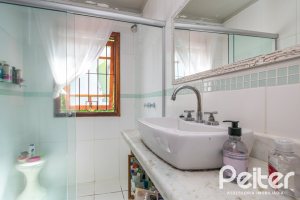 Casa em Condomínio à venda com 163m², 3 dormitórios, 1 suíte, 2 vagas, no bairro Ipanema em Porto Alegre