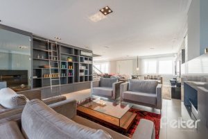 Casa em Condomínio à venda com 299m², 5 dormitórios, 5 suítes, 4 vagas, no bairro Terra Ville em PORTO ALEGRE