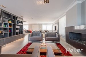 Casa em Condomínio à venda com 299m², 5 dormitórios, 5 suítes, 4 vagas, no bairro Terra Ville em PORTO ALEGRE