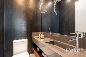 Casa em Condomínio à venda com 299m², 5 dormitórios, 5 suítes, 4 vagas, no bairro Terra Ville em PORTO ALEGRE