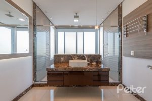 Casa em Condomínio à venda com 299m², 5 dormitórios, 5 suítes, 4 vagas, no bairro Terra Ville em PORTO ALEGRE