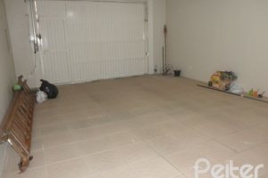 Casa à venda com 445m², 4 dormitórios, 2 suítes, 2 vagas, no bairro Ipanema em Porto Alegre