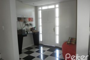 Casa à venda com 445m², 4 dormitórios, 2 suítes, 2 vagas, no bairro Ipanema em Porto Alegre