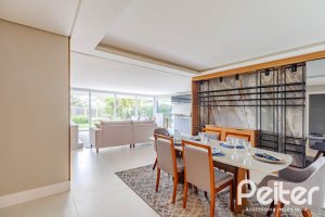 Apartamento Garden à venda com 173m², 3 dormitórios, 3 suítes, 4 vagas, no bairro Vila Assunção em Porto Alegre