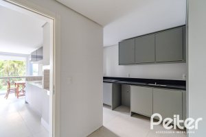 Apartamento Garden à venda com 173m², 3 dormitórios, 3 suítes, 4 vagas, no bairro Vila Assunção em Porto Alegre