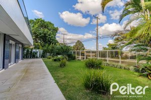 Apartamento Garden à venda com 173m², 3 dormitórios, 3 suítes, 4 vagas, no bairro Vila Assunção em Porto Alegre