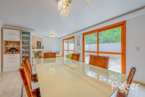 Casa em Condomínio à venda com 334m², 4 dormitórios, 1 suíte, 2 vagas, no bairro Jardim Isabel em Porto Alegre