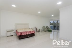 Casa em Condomínio à venda com 503m², 4 dormitórios, 4 suítes, 4 vagas, no bairro Terra Ville em PORTO ALEGRE