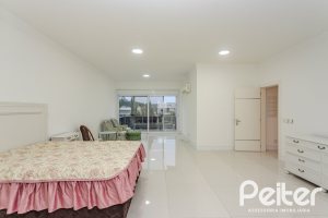 Casa em Condomínio à venda com 503m², 4 dormitórios, 4 suítes, 4 vagas, no bairro Terra Ville em PORTO ALEGRE