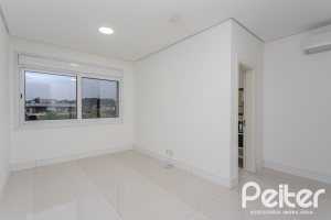 Casa em Condomínio à venda com 503m², 4 dormitórios, 4 suítes, 4 vagas, no bairro Terra Ville em PORTO ALEGRE