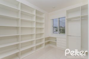Casa em Condomínio à venda com 503m², 4 dormitórios, 4 suítes, 4 vagas, no bairro Terra Ville em PORTO ALEGRE
