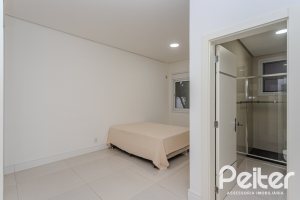 Casa em Condomínio à venda com 503m², 4 dormitórios, 4 suítes, 4 vagas, no bairro Terra Ville em PORTO ALEGRE