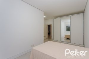 Casa em Condomínio à venda com 503m², 4 dormitórios, 4 suítes, 4 vagas, no bairro Terra Ville em PORTO ALEGRE