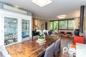 Casa em Condomínio à venda com 199m², 3 dormitórios, 3 suítes, 2 vagas, no bairro Vila Assunção em Porto Alegre