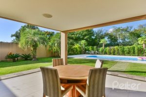 Casa em Condomínio à venda com 535m², 4 dormitórios, 4 suítes, 4 vagas, no bairro Terra Ville em PORTO ALEGRE