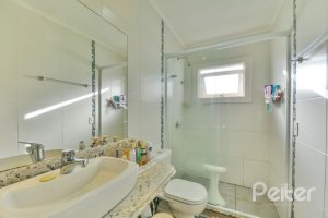 Casa em Condomínio à venda com 535m², 4 dormitórios, 4 suítes, 4 vagas, no bairro Terra Ville em PORTO ALEGRE