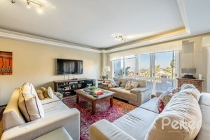 Casa à venda com 449m², 4 dormitórios, 4 suítes, 4 vagas, no bairro Jardim Isabel em Porto Alegre