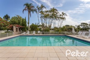 Casa em Condomínio à venda com 198m², 3 dormitórios, 1 suíte, 6 vagas, no bairro Tristeza em Porto Alegre