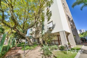 Apartamento à venda com 66m², 2 dormitórios, 1 vaga, no bairro Cristal em Porto Alegre