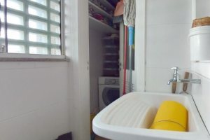Apartamento à venda com 66m², 2 dormitórios, 1 vaga, no bairro Cristal em Porto Alegre