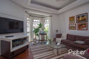 Casa em Condomínio à venda com 224m², 3 dormitórios, 2 suítes, 2 vagas, no bairro Tristeza em Porto Alegre