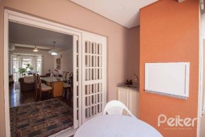 Casa em Condomínio à venda com 224m², 3 dormitórios, 2 suítes, 2 vagas, no bairro Tristeza em Porto Alegre