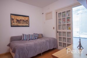 Casa em Condomínio à venda com 224m², 3 dormitórios, 2 suítes, 2 vagas, no bairro Tristeza em Porto Alegre