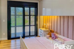Casa em Condomínio à venda com 315m², 4 dormitórios, 4 suítes, 4 vagas, no bairro Alphaville em PORTO ALEGRE