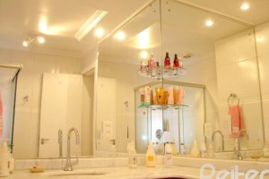 Casa em Condomínio à venda com 278m², 3 dormitórios, 1 suíte, 3 vagas, no bairro Tristeza em Porto Alegre