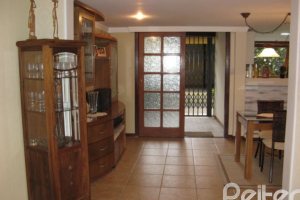 Casa em Condomínio à venda com 278m², 3 dormitórios, 1 suíte, 3 vagas, no bairro Tristeza em Porto Alegre