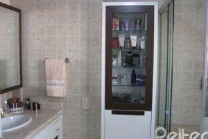 Casa em Condomínio à venda com 278m², 3 dormitórios, 1 suíte, 3 vagas, no bairro Tristeza em Porto Alegre