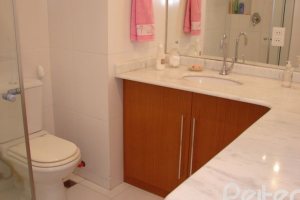 Casa em Condomínio à venda com 278m², 3 dormitórios, 1 suíte, 3 vagas, no bairro Tristeza em Porto Alegre