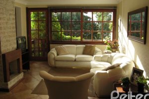 Casa em Condomínio à venda com 278m², 3 dormitórios, 1 suíte, 3 vagas, no bairro Tristeza em Porto Alegre