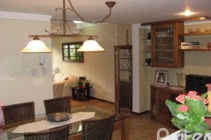 Casa em Condomínio à venda com 278m², 3 dormitórios, 1 suíte, 3 vagas, no bairro Tristeza em Porto Alegre