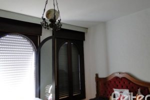 Casa à venda com 580m², 3 dormitórios, 1 suíte, 4 vagas, no bairro Menino Deus em Porto Alegre