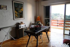 Casa à venda com 420m², 4 dormitórios, 1 suíte, 3 vagas, no bairro Vila Assunção em Porto Alegre