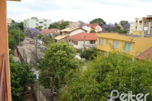 Casa em Condomínio à venda com 145m², 3 dormitórios, 1 suíte, 2 vagas, no bairro Nonoai em Porto Alegre