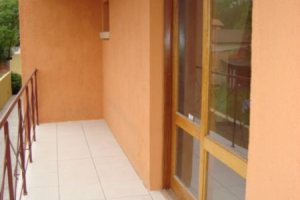 Casa em Condomínio à venda com 145m², 3 dormitórios, 1 suíte, 2 vagas, no bairro Nonoai em Porto Alegre