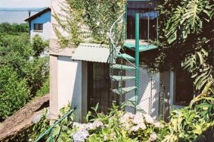 Casa à venda com 250m², 3 dormitórios, 3 suítes, 2 vagas, no bairro Sétimo Céu em Porto Alegre