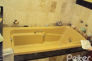 Casa à venda com 600m², 4 dormitórios, 17 vagas, no bairro Vila Assunção em Porto Alegre