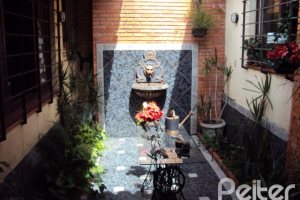 Casa à venda com 600m², 4 dormitórios, 17 vagas, no bairro Vila Assunção em Porto Alegre