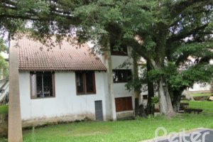 Casa à venda com 530m², 7 dormitórios, 5 suítes, 2 vagas, no bairro Jardim Isabel em Porto Alegre