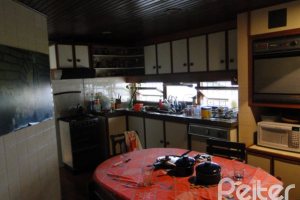 Casa à venda com 530m², 7 dormitórios, 5 suítes, 2 vagas, no bairro Jardim Isabel em Porto Alegre