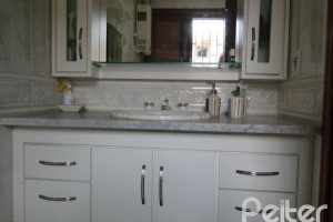 Casa à venda com 530m², 7 dormitórios, 5 suítes, 2 vagas, no bairro Jardim Isabel em Porto Alegre