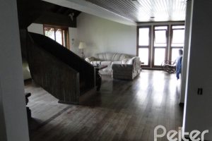 Casa à venda com 530m², 7 dormitórios, 5 suítes, 2 vagas, no bairro Jardim Isabel em Porto Alegre