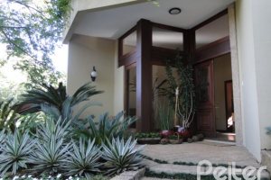 Casa em Condomínio à venda com 1350m², 7 dormitórios, 5 suítes, 4 vagas, no bairro Cavalhada em PORTO ALEGRE